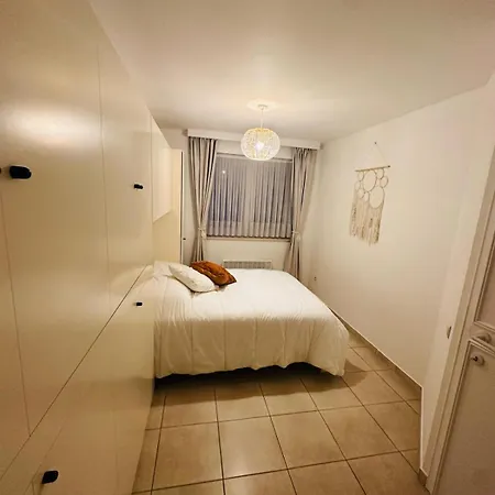 Bluewave Sea View ミデルケルケ