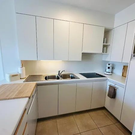 アパート Bluewave Sea View *